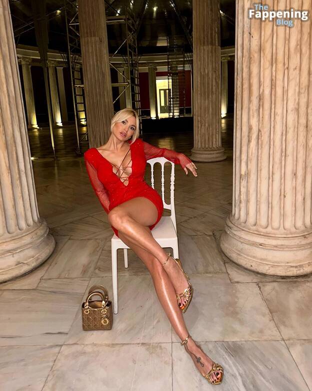Alexandra Panagiotarou Sexy 1