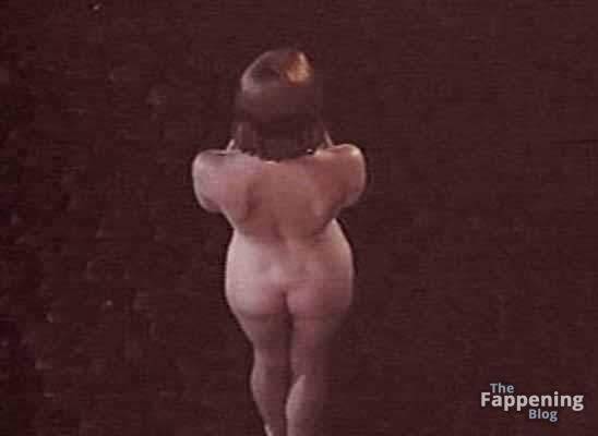 Angela Featherstone Nude Sexy 1