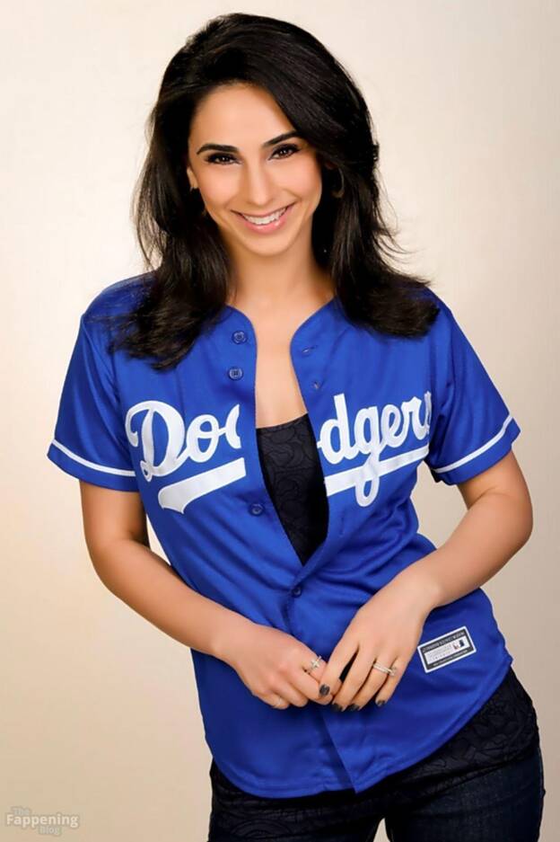 Araksya Karapetyan Sexy 1