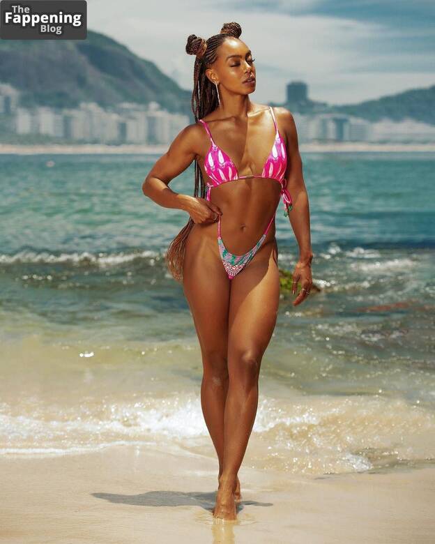 Dandara Mariana Nude Sexy 1