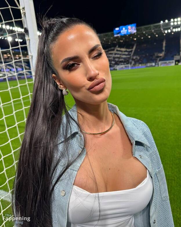 Eleonora Incardona Sexy 1