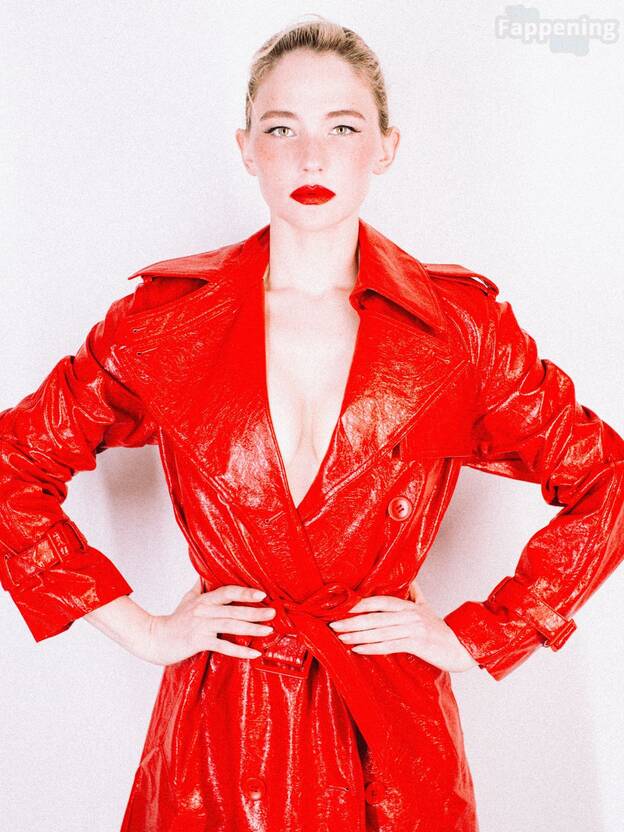 Haley Bennett Sexy 1
