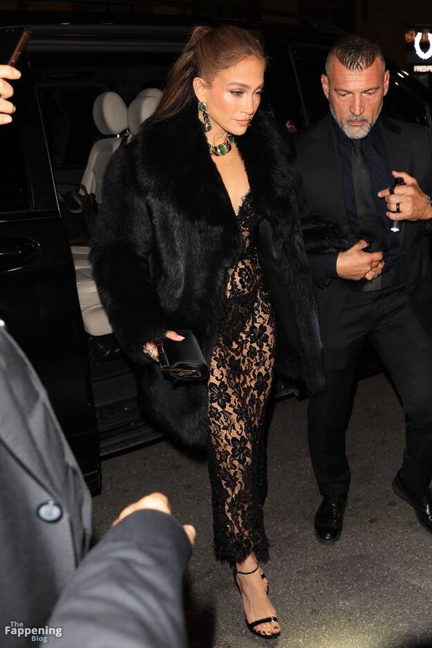 Jennifer Lopez Through Dress 1