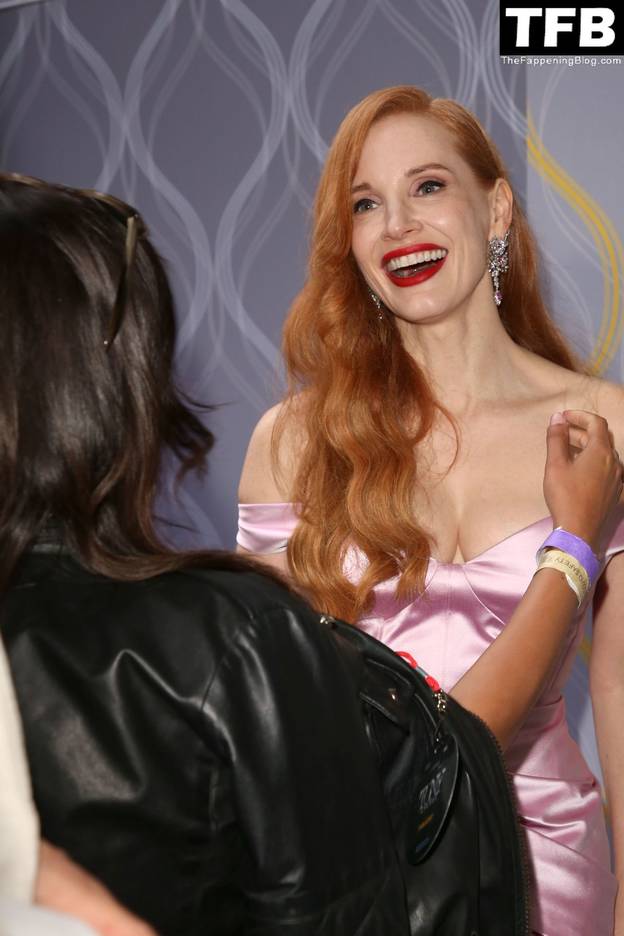 Jessica Chastain Sexy Tits 1