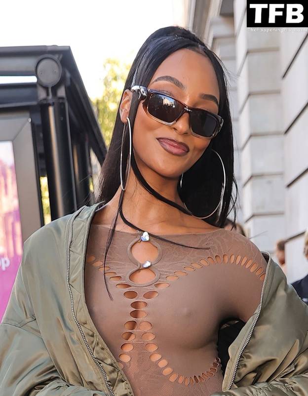 Jourdan Dunn Nude Through Tits 1