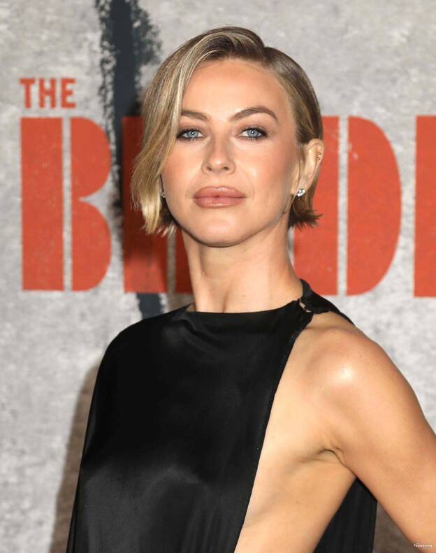 Julianne Hough Braless 1
