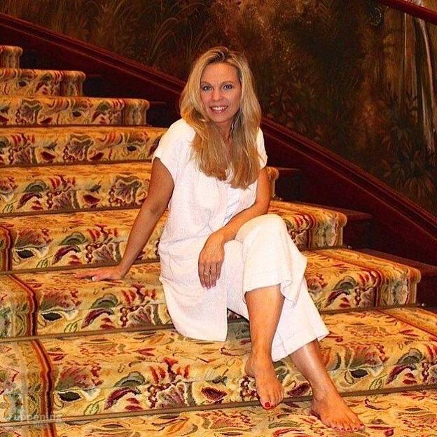 Kari Michaelsen Sexy 1