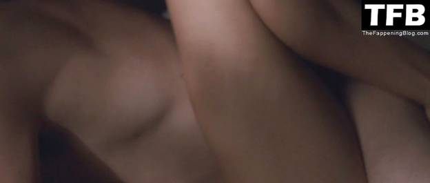 Kate Hudson Naked 5