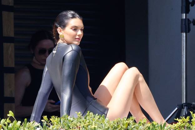 Kendall Jenner Sexy 60