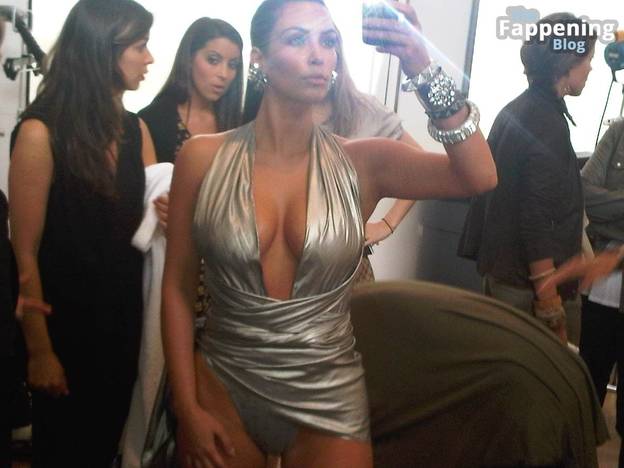 Kim Kardashian Nude Sexy 133