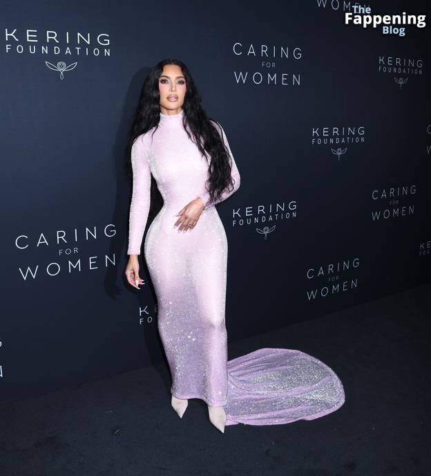 Kim Kardashian Sexy Dress 38