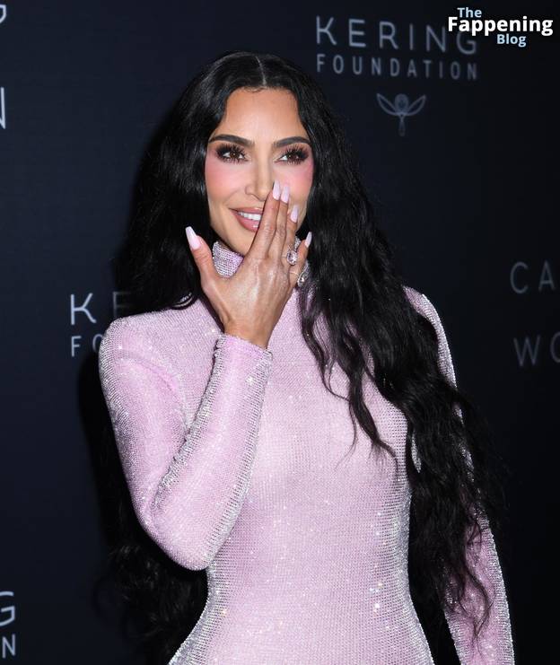 Kim Kardashian Sexy Dress 42
