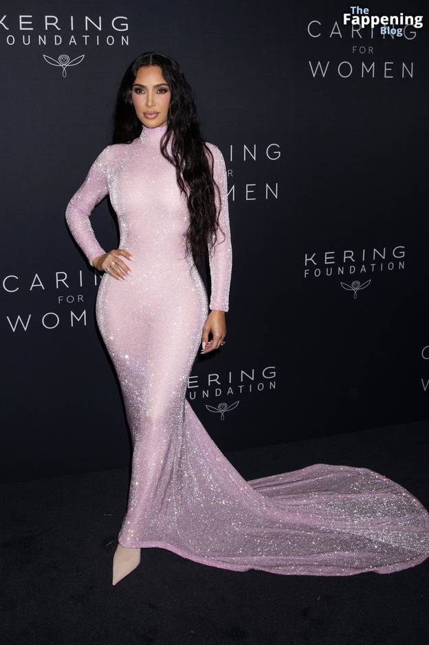 Kim Kardashian Sexy Dress 53