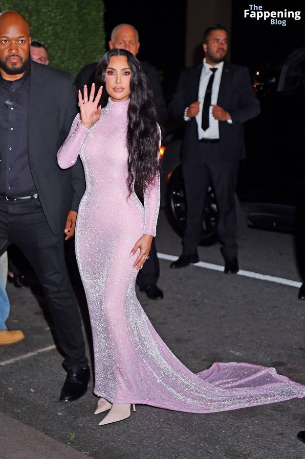 Kim Kardashian Sexy Dress 64