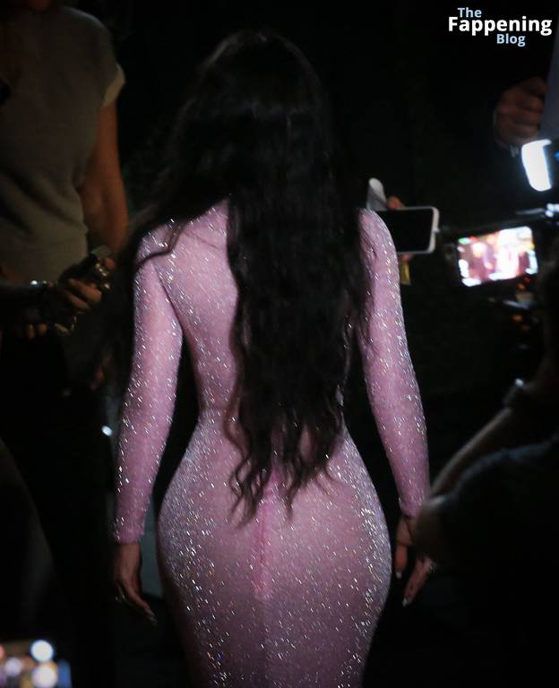 Kim Kardashian Sexy Dress 86
