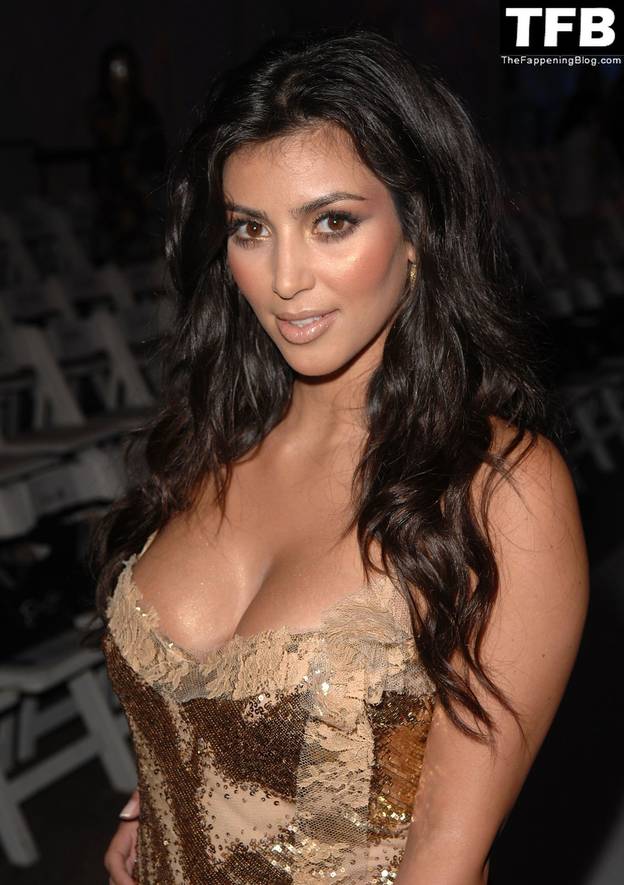 Kim Kardashian Nude Sexy 115