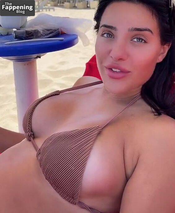 Leyla Lahouar Sexy 1