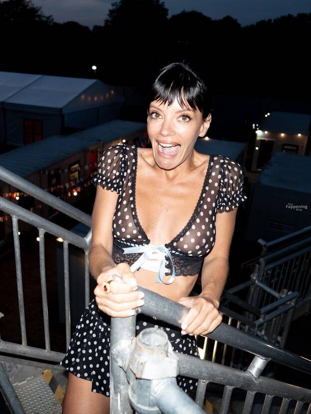 Lily Allen Nude Tits 1