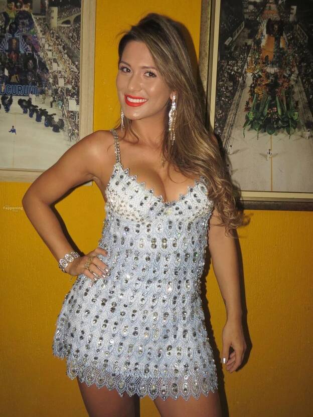 Livia Andrade Nude Sexy 1