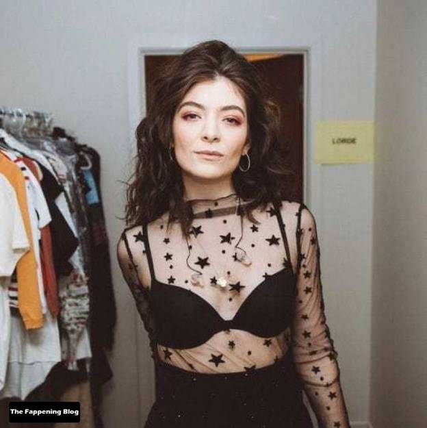 Lorde Sexy 32
