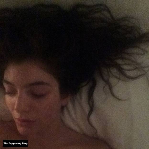 Lorde Sexy 44