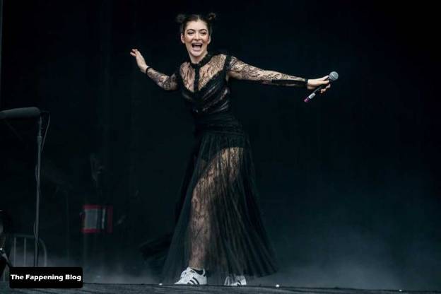 Lorde Sexy 51