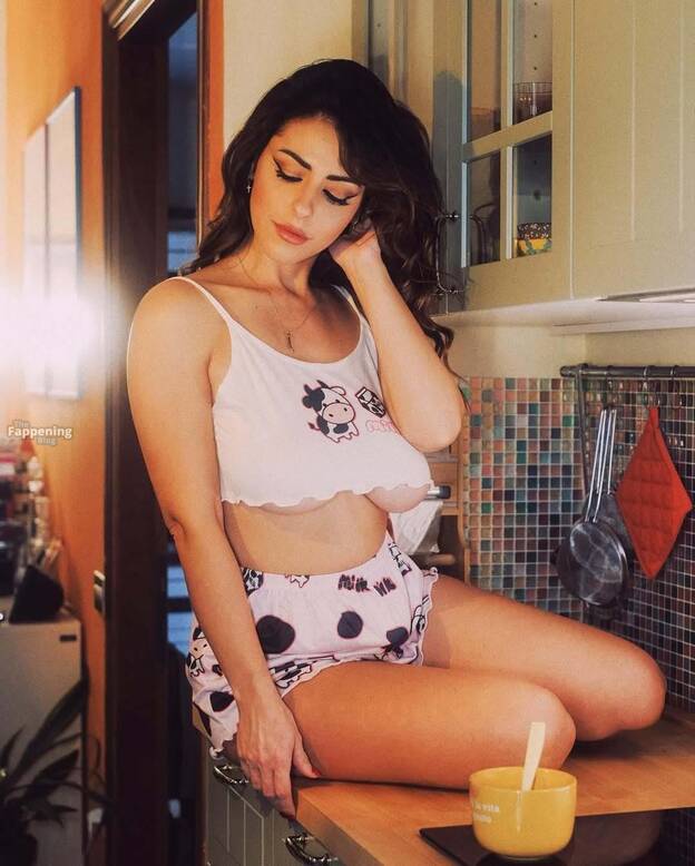 Maddalena Cabizzosu Sexy 1