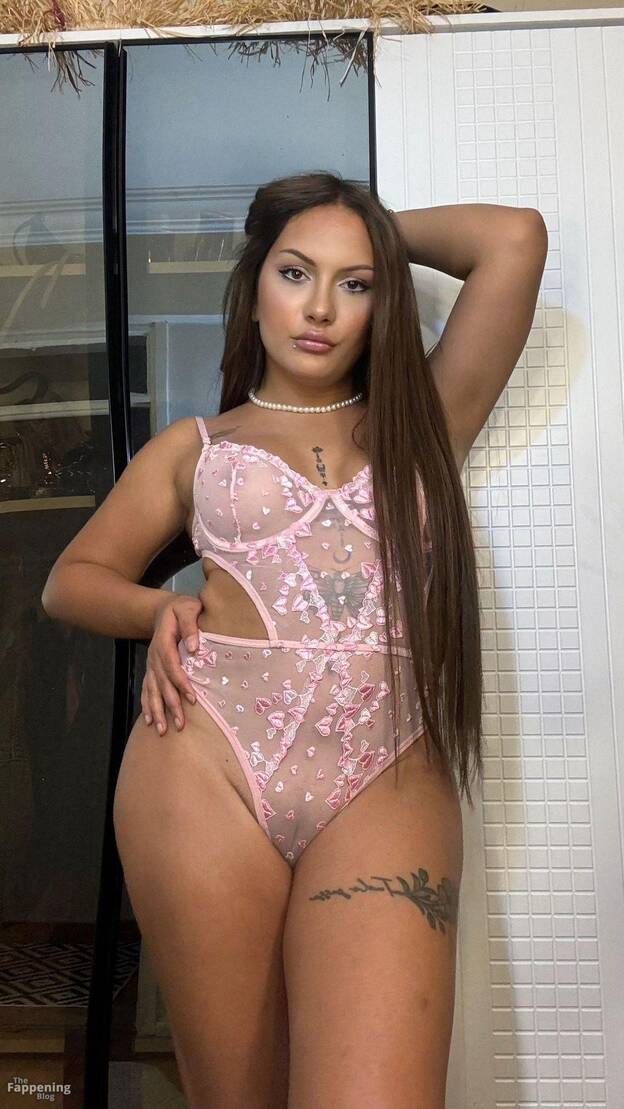Melisa Yildirim Nude Sexy 1