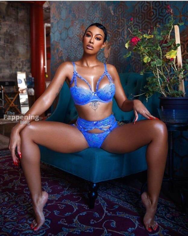 Miss B Nude Sexy 1