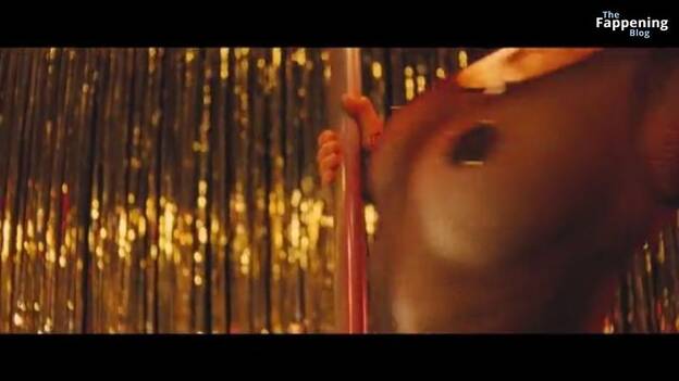 Salma Hayek Naked 1