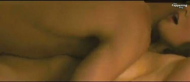 Sarah Snook Nude Sexy 1