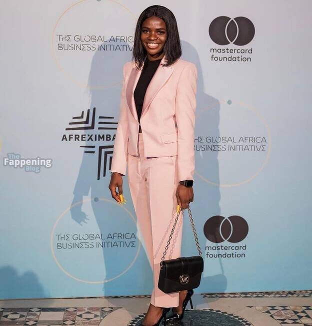 Tobi Amusan Sexy 1