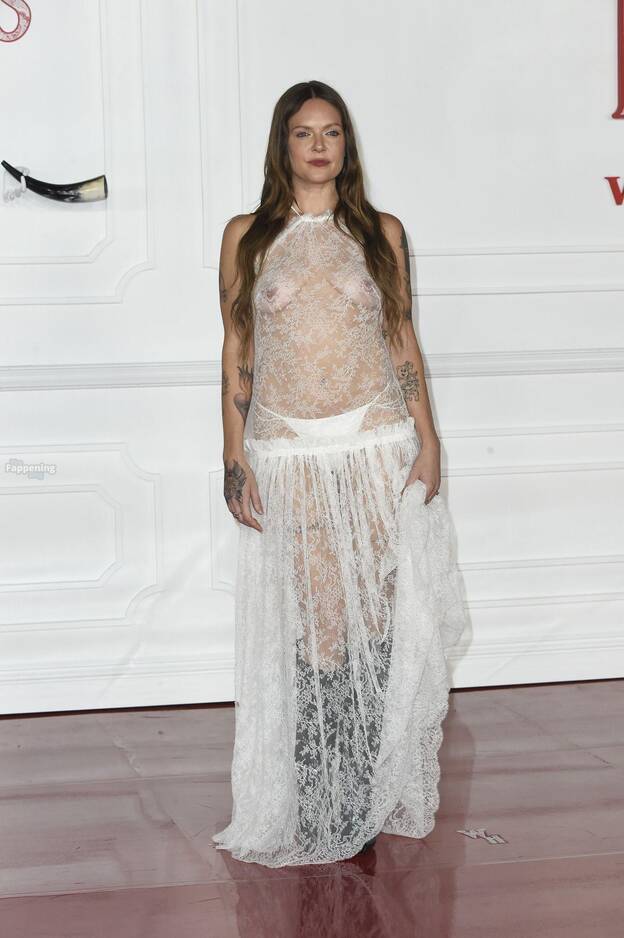 Tove Lo Nude Tits 1